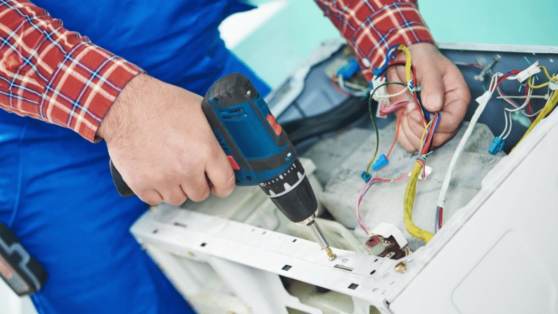 Sarıgöl Altus Altus çamaşır makinesi kart tamiri – Su almama arızası orijinal parça ile giderildi. - Teknik servis örneği